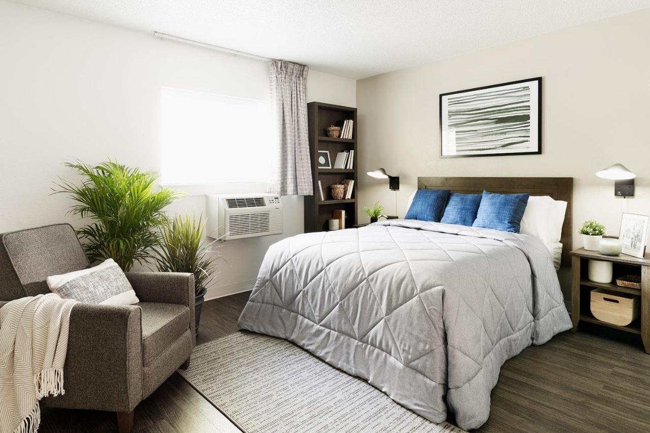 Intown Suites Extended Stay Greensboro Nc - Lanada Экстерьер фото