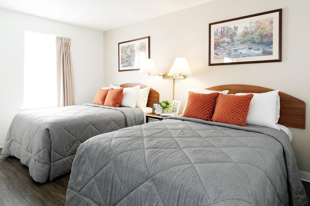Intown Suites Extended Stay Greensboro Nc - Lanada Экстерьер фото